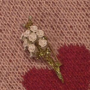 Elegant Gold and White Rose Brooch